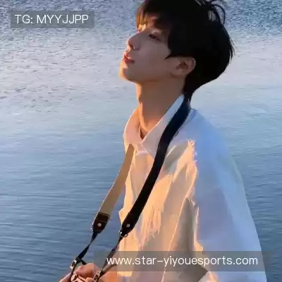 华熙皎